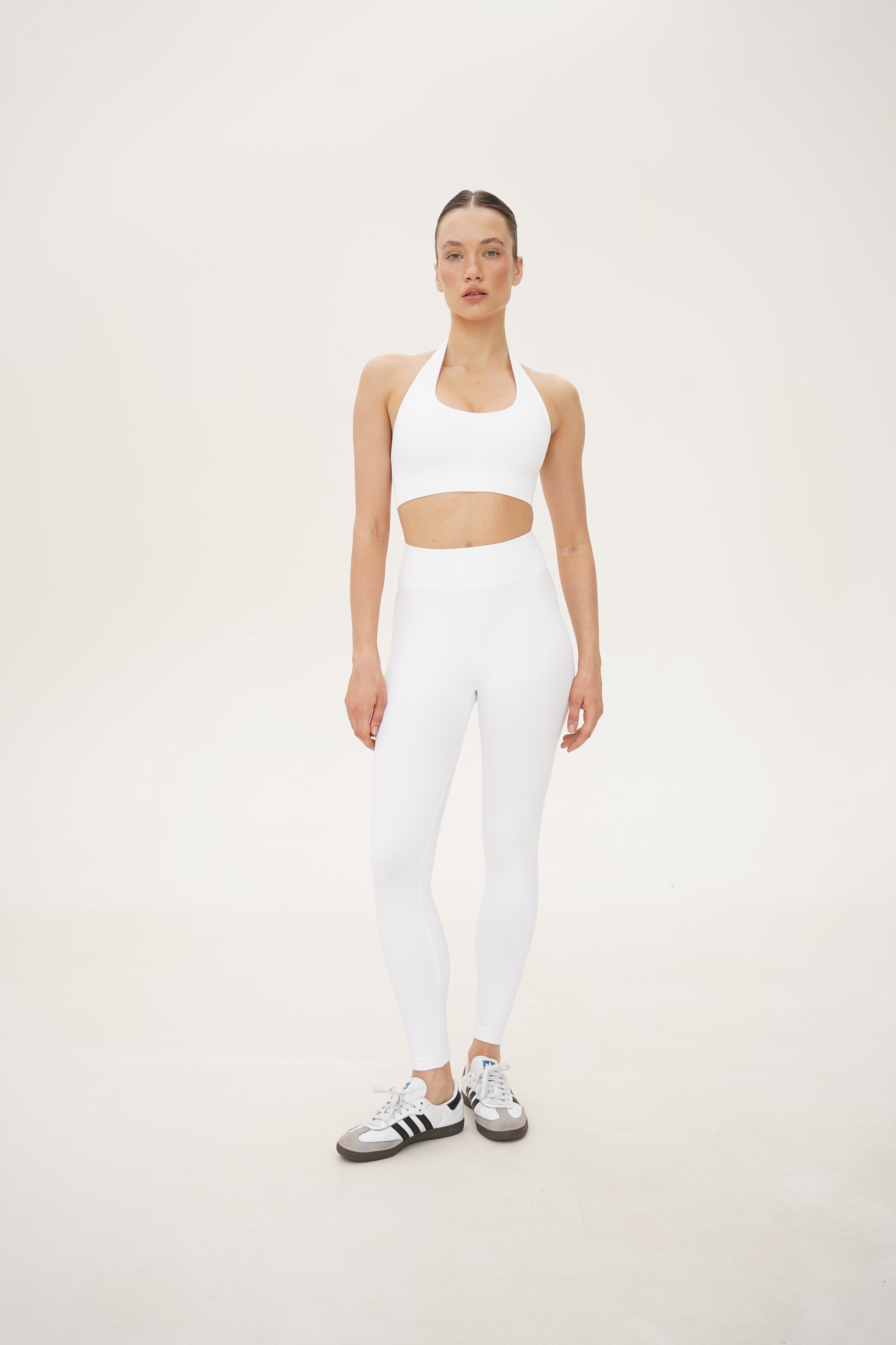 Топ Gigi pearl white