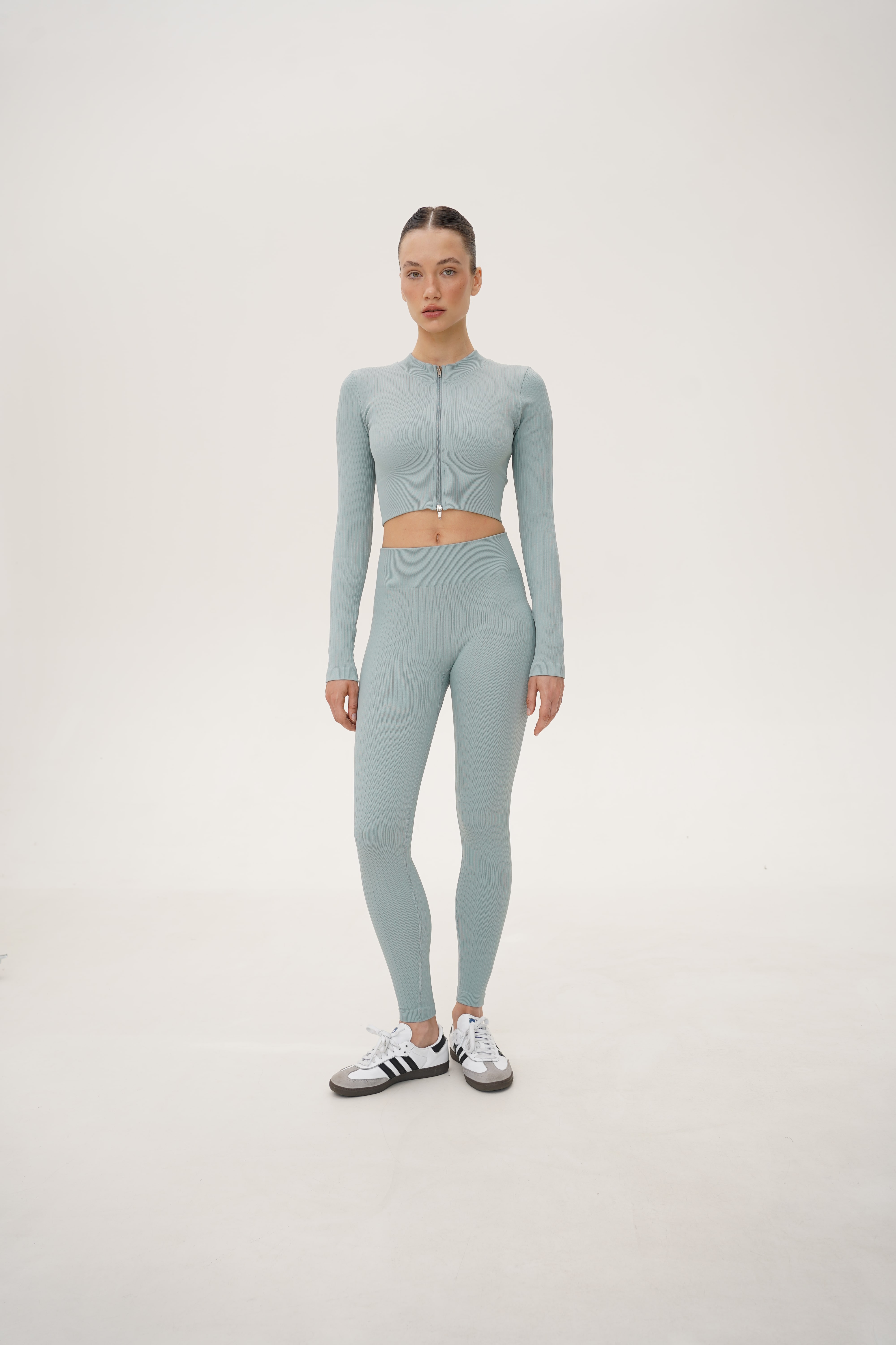 Кроп-топ Bella blue-grey
